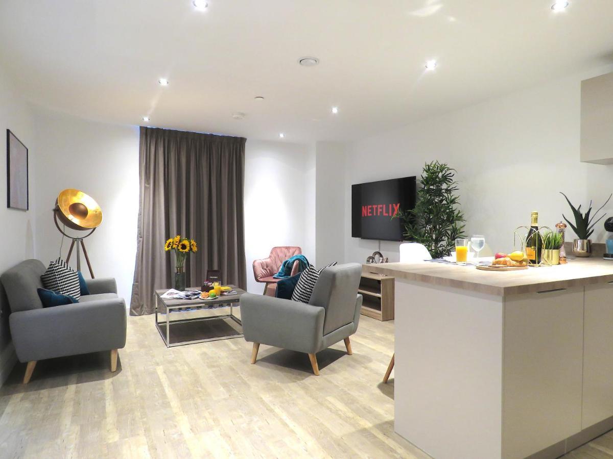 Tudors Esuites Birmingham Corporate Apartments Εξωτερικό φωτογραφία